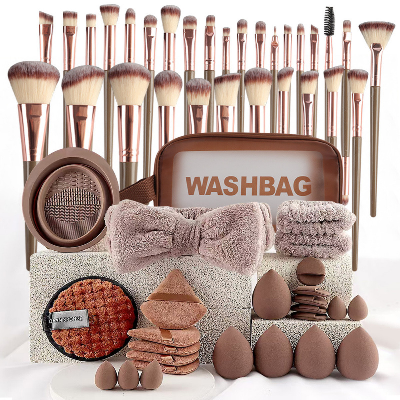 Beauty Queen Makeup - 40 Pcs Beauty Makeup Tool Combo