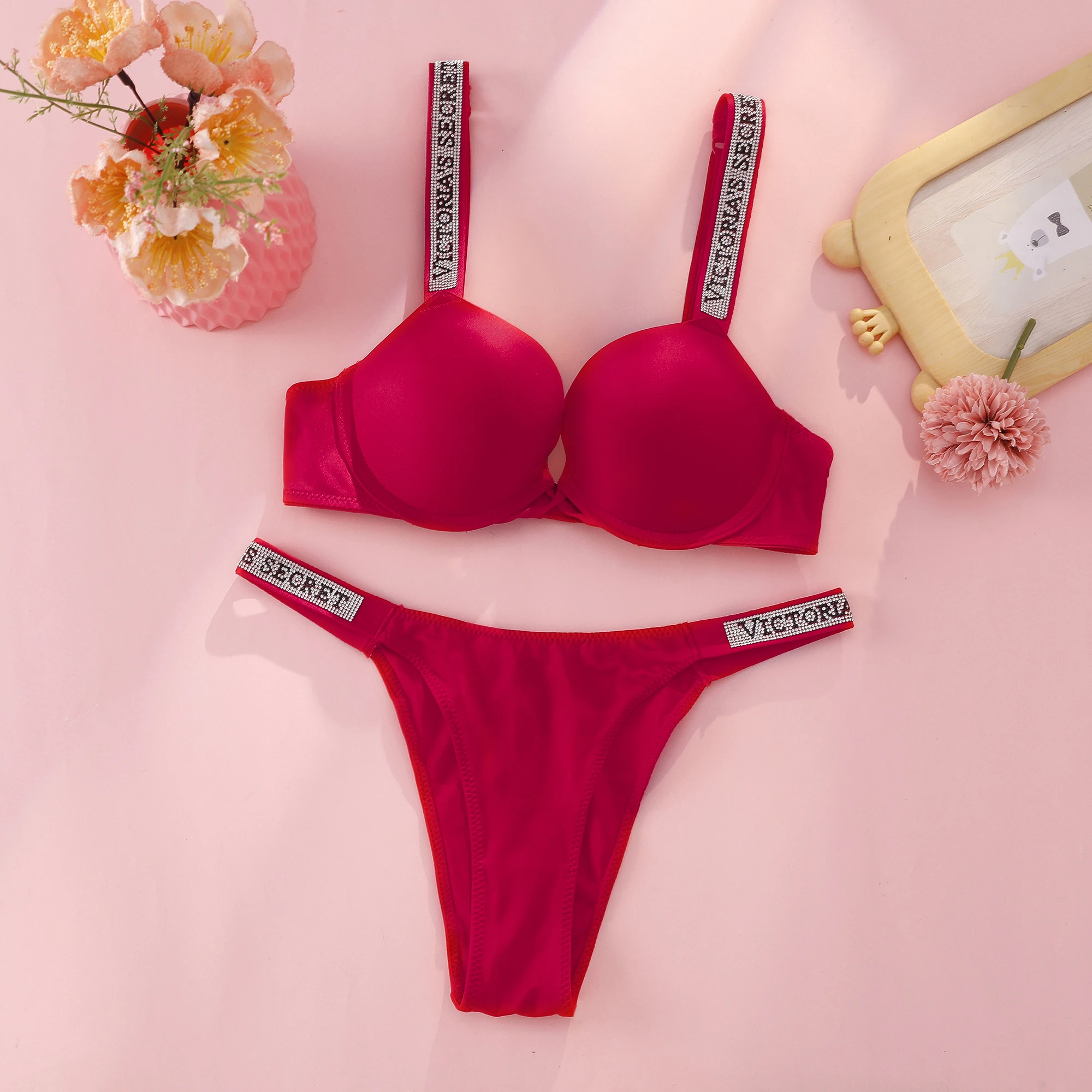 Victoria's Secret Push Up Bra  - Beauty Makeup Louis Vuitton 评论和价格