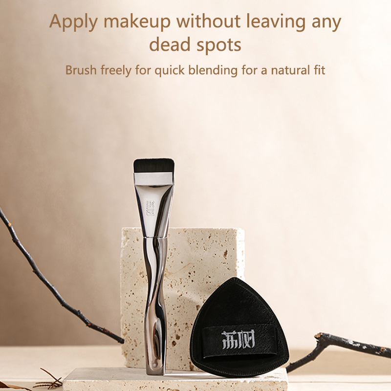 New One-Word Foundation Brush  - Beauty Queen Makeup 评论和价格