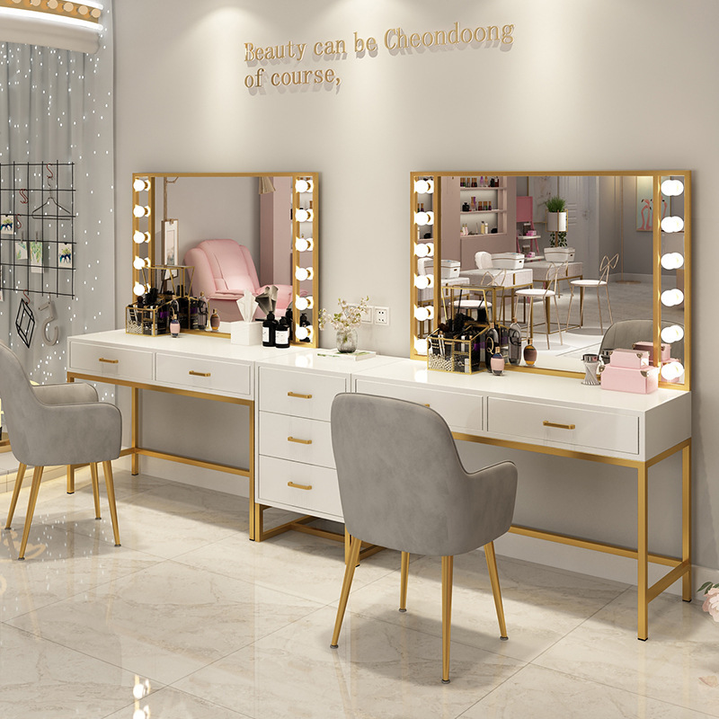 Makeup table Photo studio Make - Photo Beauty Makeup 评论和价格